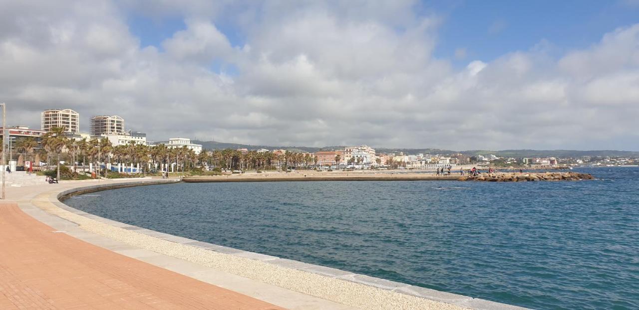 Mowita Apartment Civitavecchia Bagian luar foto